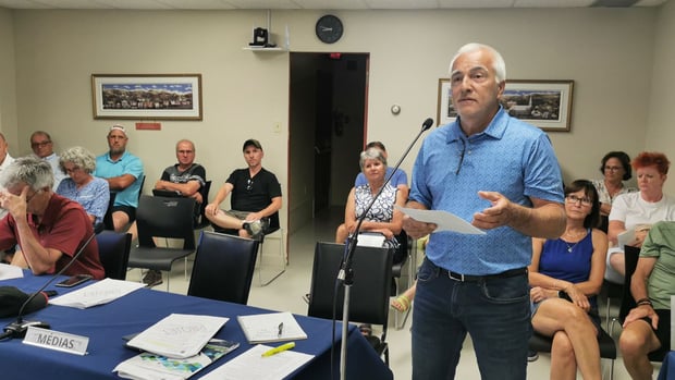 La pression citoyenne s'accentue sur l'usine de Royal Mat