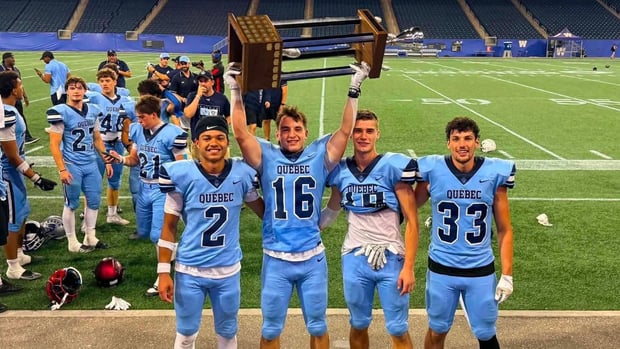 Quatre Beaucerons sont champions de la Coupe Canada de Football