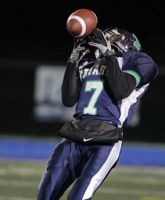 Les Triades de Lanaudière ont remporté une importante victoire de 39-0 contre les Cheminots de Saint-Jérôme le 2 octobre dernier. Photo : André Sirois