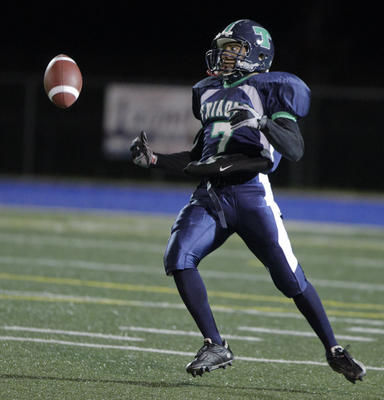 Les Triades de Lanaudière ont remporté une importante victoire de 39-0 contre les Cheminots de Saint-Jérôme le 2 octobre dernier. Photo : André Sirois