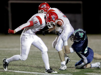Les Triades de Lanaudière ont remporté une importante victoire de 39-0 contre les Cheminots de Saint-Jérôme le 2 octobre dernier. Photo : André Sirois