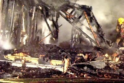 Violent incendie à Ste-Mélanie