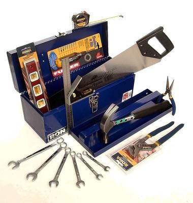 Le coffre à outils idéal contient un assortiment d outils qui pourront vous dépanner.