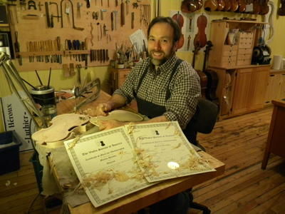 Martin Héroux : luthier