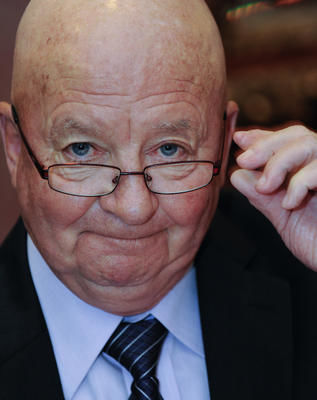 10 juin 2010Guy Chevrette quitte ses fonctions