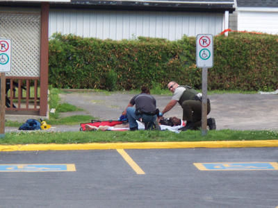 Un homme a été atteint d'un projectile à la jambe au terme d'une poursuite policière  à St-Gabriel-de-Brandon dans Lanaudière, jeudi, en fin d'après-midi.1ER JUILLET 2010