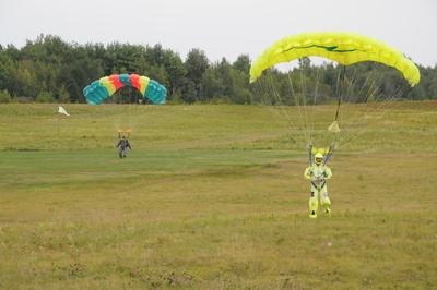 Accident de parachutisme: la victime est dans un état stable