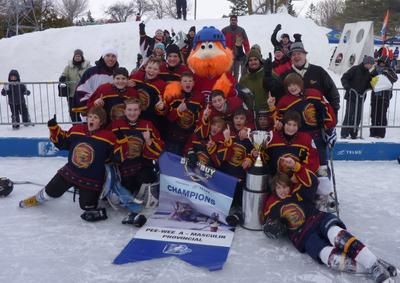 Victoire des Ouragans pee-wee A à la Coupe Best Buy!