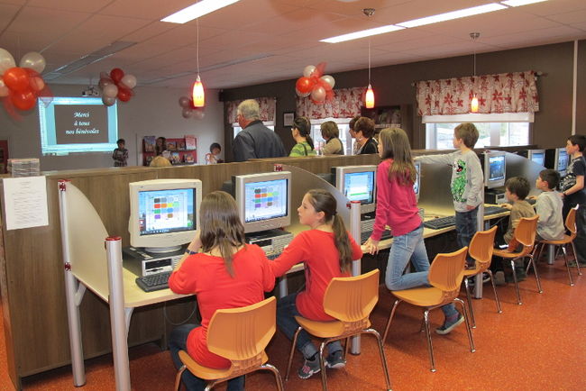 Inauguration de la nouvelle médiathèque à l'école des Moulins