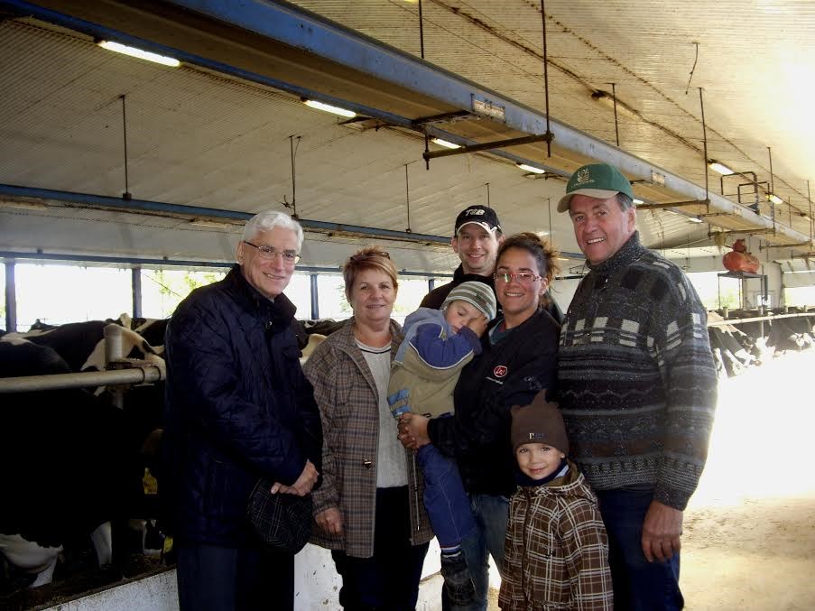 Soheil Eid rencontre Gilbert Perreault, président des Producteurs de lait de Lanaudière