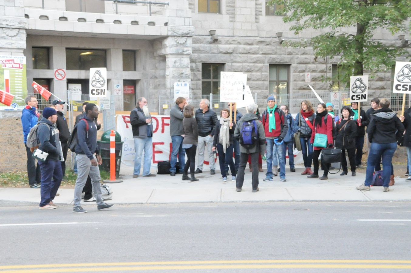 Cégep de Joliette: un premier piquetage symbolique