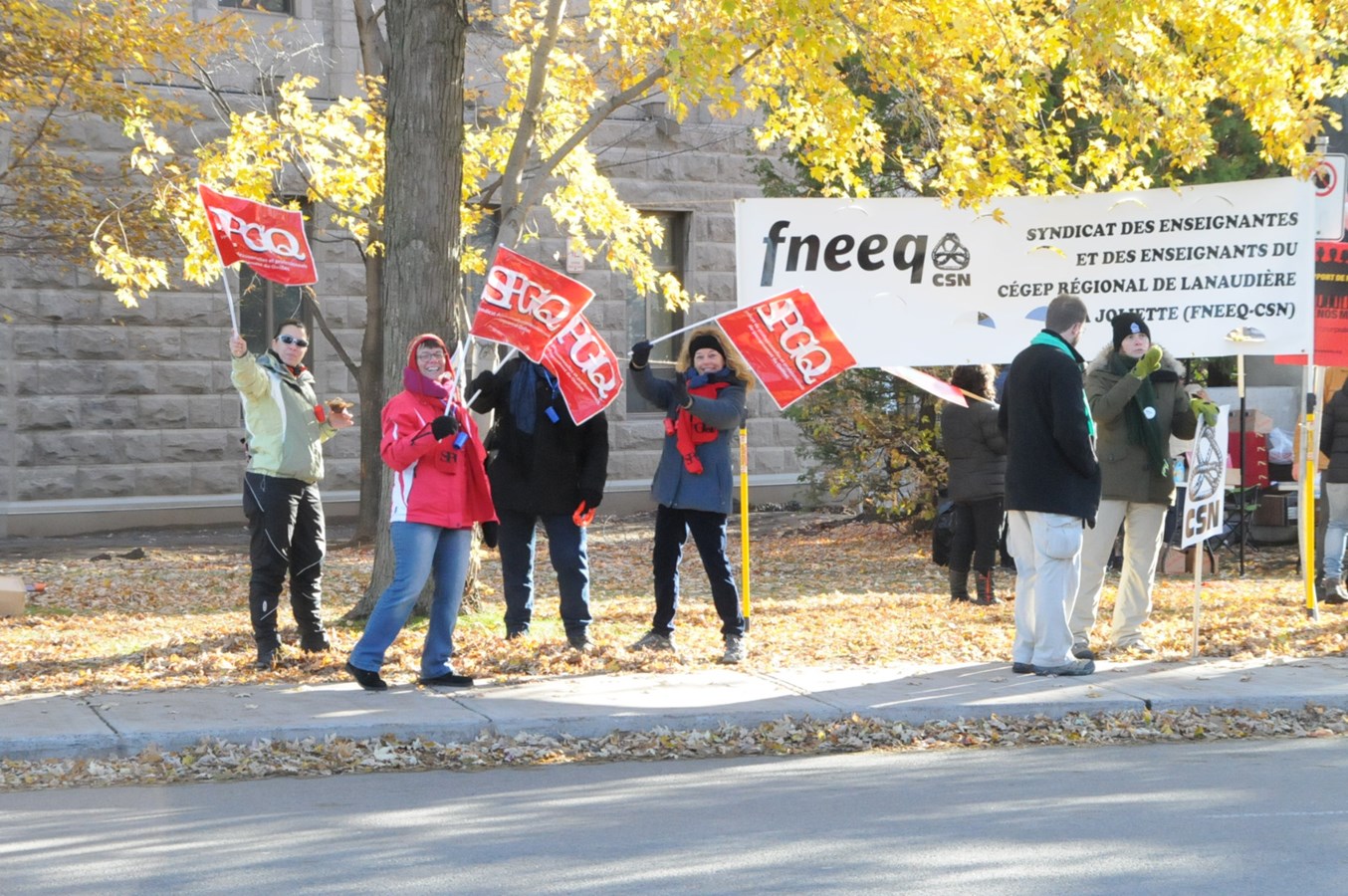 Premier jour de grève des syndicats du front commun