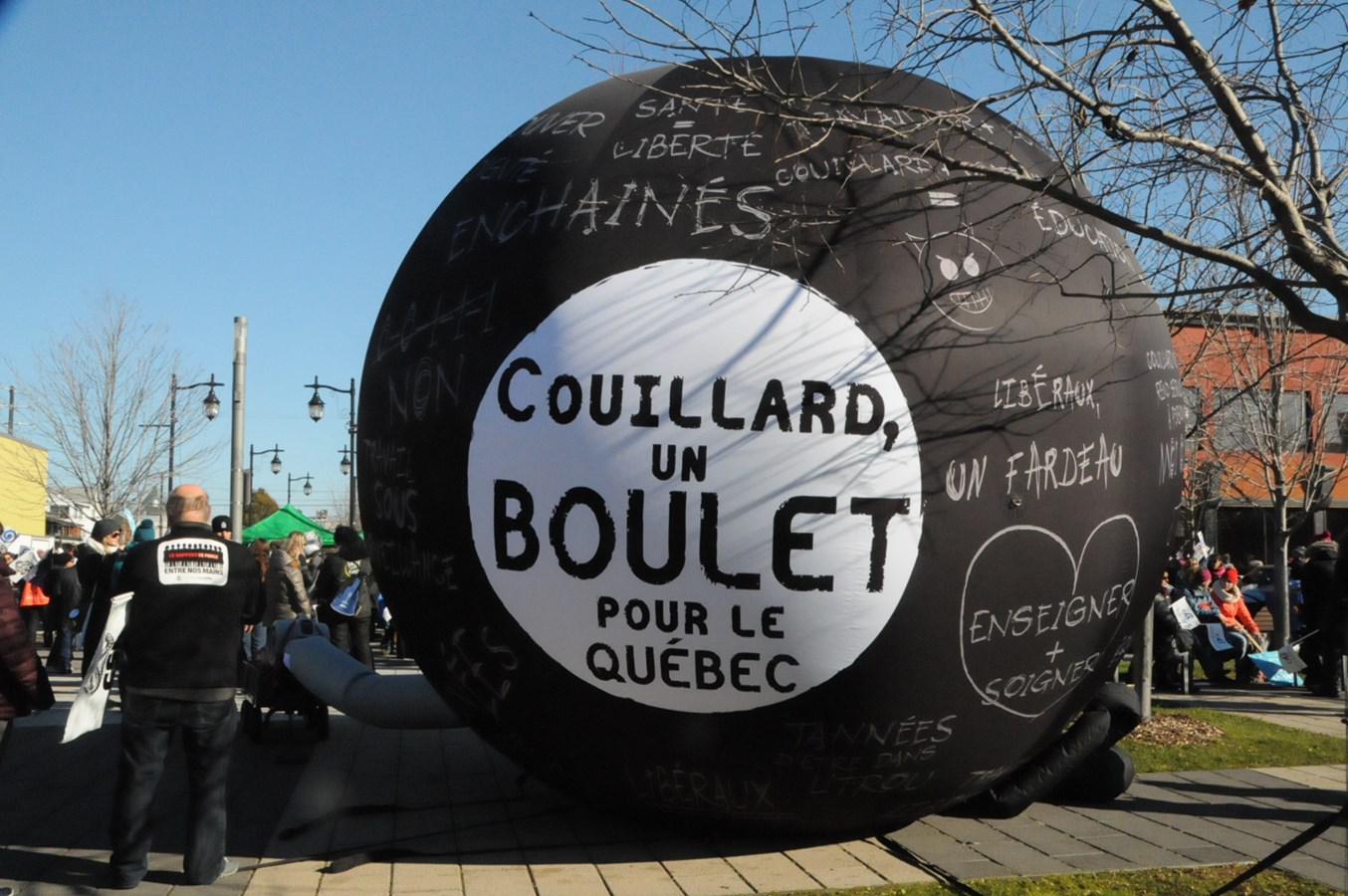 Ça manifeste au centre-ville