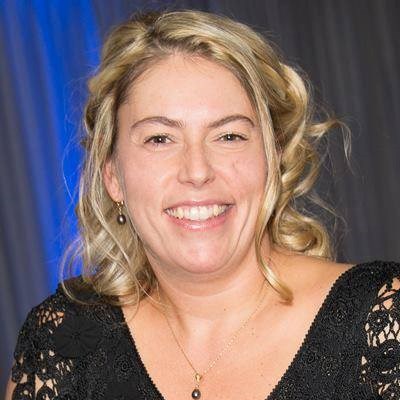 Pascale Lapointe-Manseau reçoit les félicitations de la FCCQ