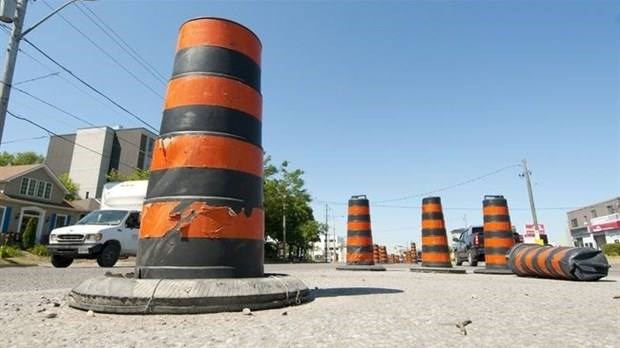 Fermeture d’une voie sur le pont situé au-dessus de la décharge du lac Bob