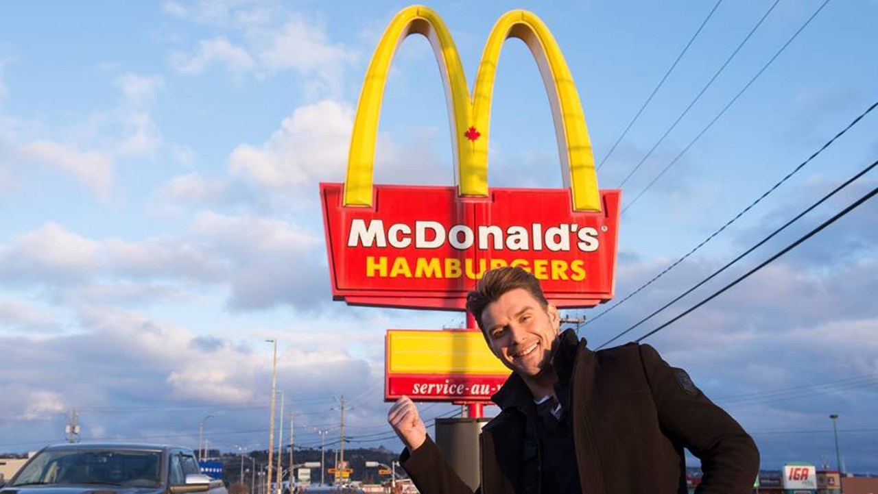McDonald’s dévoile sa nouvelle publicité vidéo mettant en vedette le Beauceron Robby Johnson