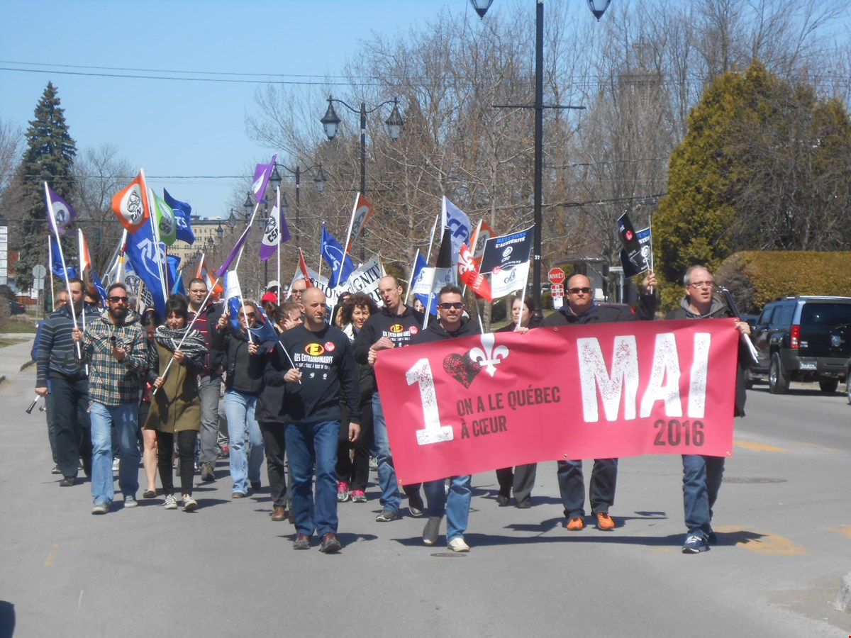 Le Réseau Vigilance Lanaudière manifeste à Joliette 