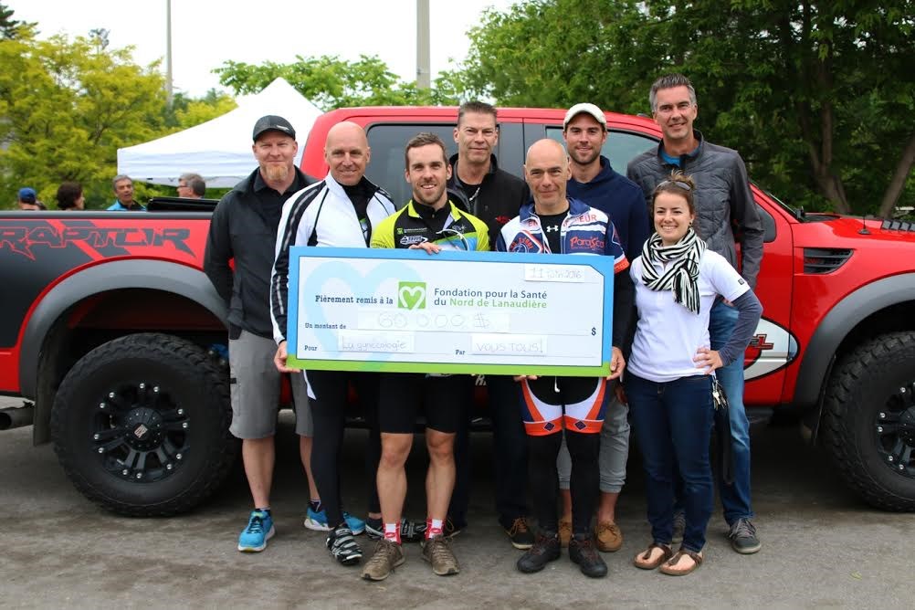 Le comité organisateur de la Virée Vélo Santé, fier du résultat de l’édition 2016 de la Virée Vélo Santé: Simon Lavoie (A. Vincent), Jean-Sylvain Poupart (Services EXP), Frédéric St-Jacques (CHRDL), Christian Arbour (Les Entreprises Christian Arbour inc.), Stéphane Couture (Para’S’cool), Louis-Félix Laporte (CIBC Wood Gundy), Sophie Leblanc-Leroux (Fondation pour la Santé du Nord de Lanaudière) et Stéphane Morel (Services financiers Stéphane Morel inc.). Absents sur la photo : Caroline Martel (Fondation pour la Santé du Nord de Lanaudière) et Alain Caron (Dunton Rainville).