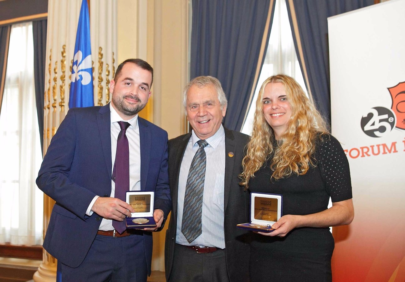 M. Sébastien Paquin-Charbonneau, enseignant en science politique au Collège Ahuntsic et membre du comité national du Forum étudiant,  M. François Gendron, député d’Abitibi-Ouest et vice-président de l’Assemblée nationale, et Mme Nathalie Sentenne, enseignante en science politique au Cégep à Joliette et membre du comité national du Forum étudiant.