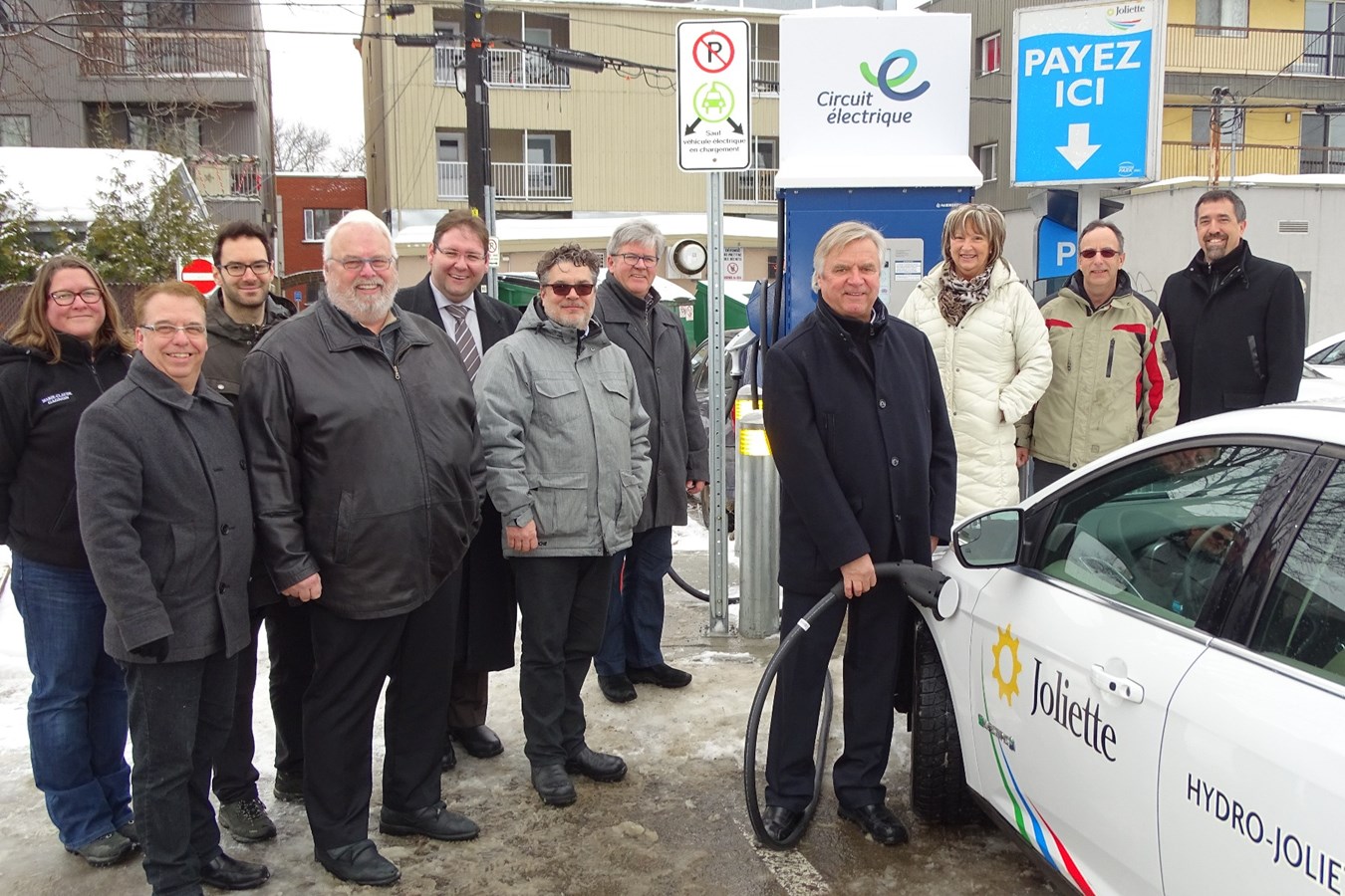 La Ville de Joliette offre maintenant une borne de recharge rapide pour les véhicules tout électriques