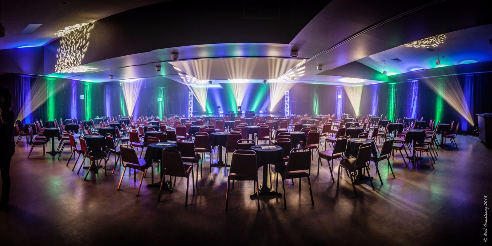 Salle multifonctionnelle du Centre sportif et culturel de Brandon en formule cabaret