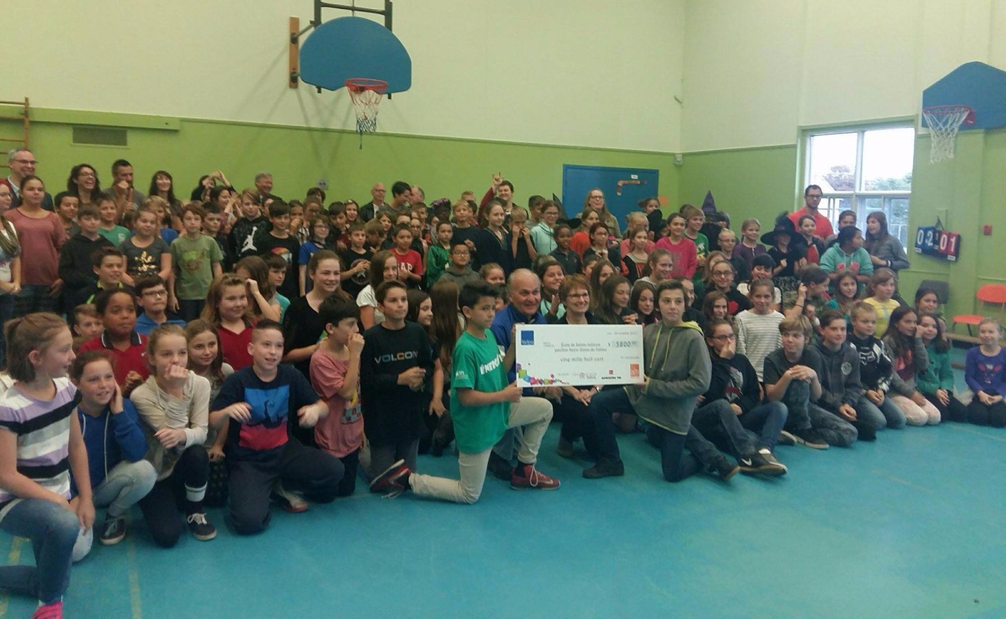 Don record de 5 800 $ pour l’école Notre-Dame-de-Fatima de Sainte-Julienne