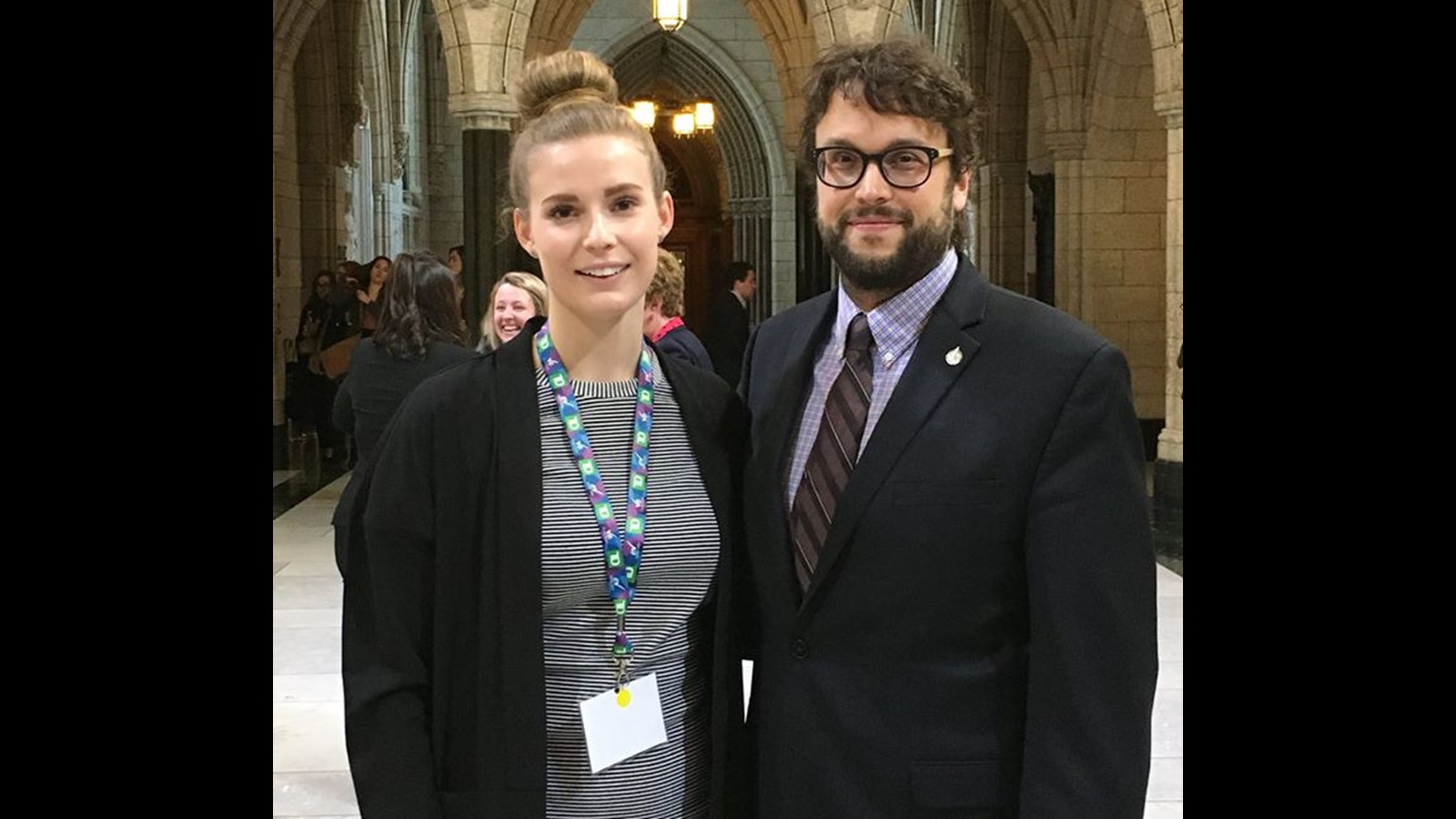 Gabriel Ste-Marie accueille Jade Fortin à la Chambre des communes