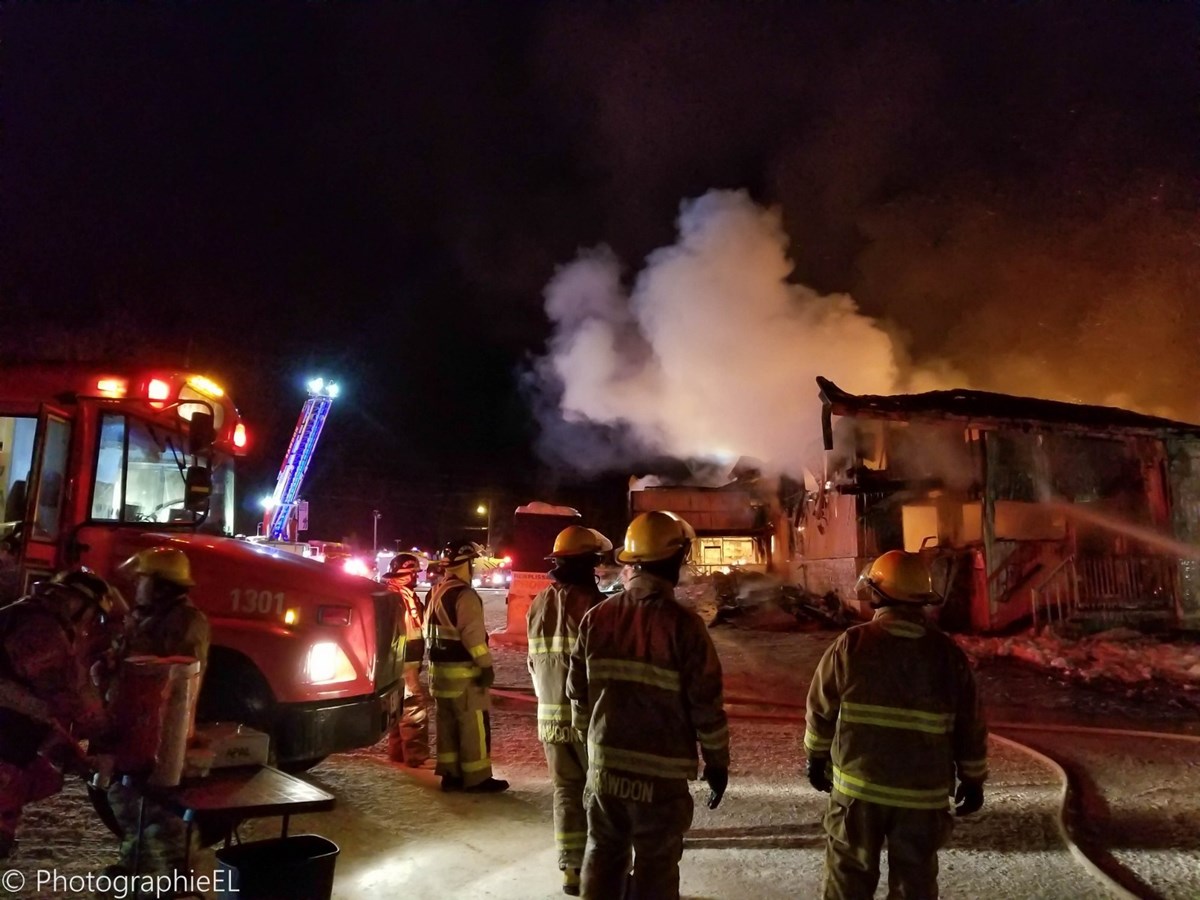 Le premier magasin de centre de rénovation Patrick Morin détruit par le feu
