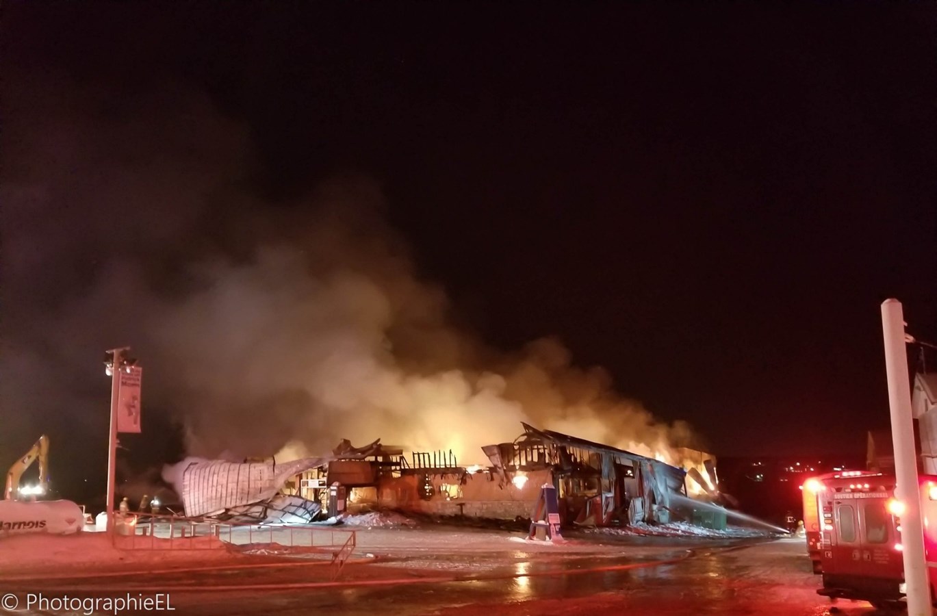 Le premier magasin de centre de rénovation Patrick Morin détruit par le feu