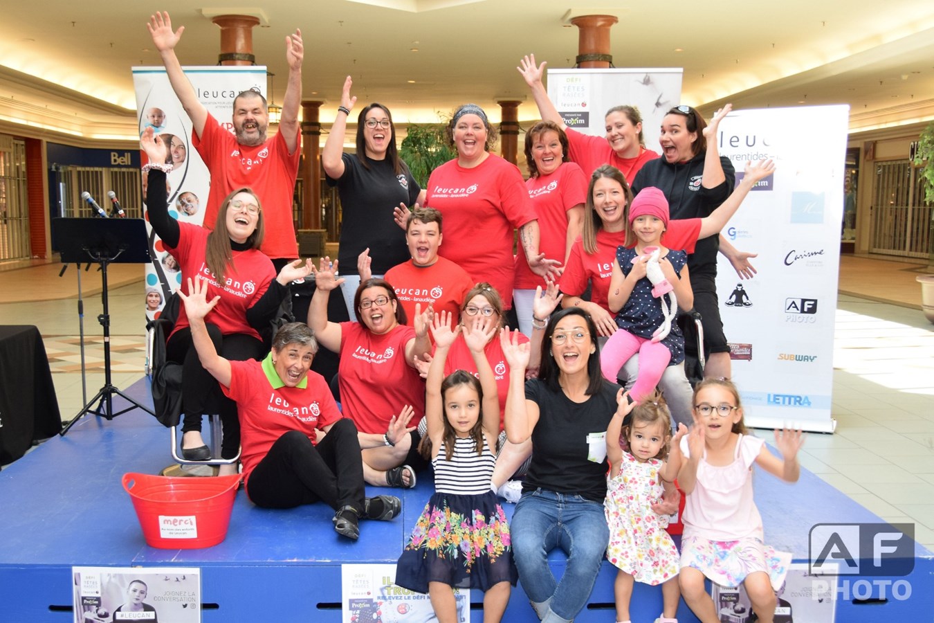 Les participants du Défi têtes rasées Leucan aux Galeries Joliette amassent 20 000 $ 
