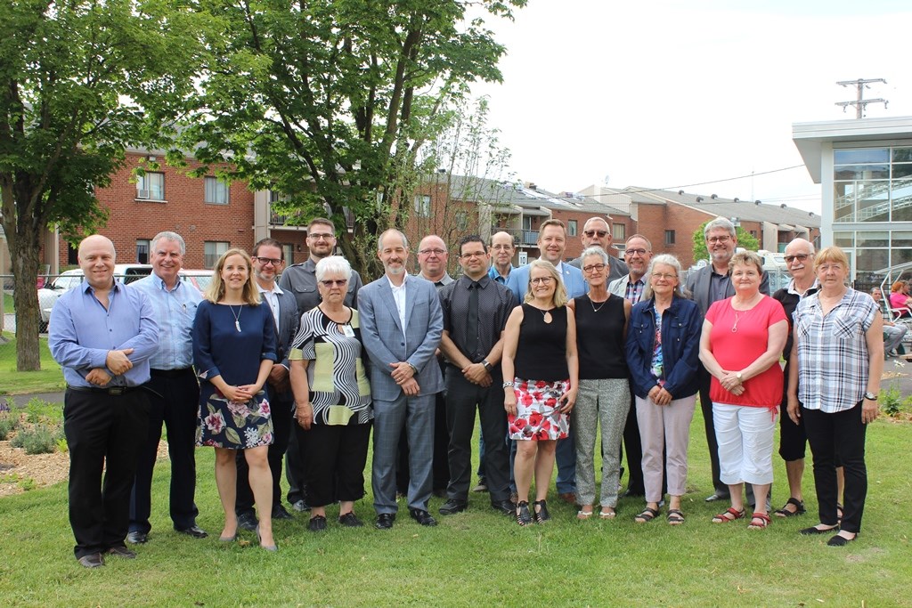 Une toute nouvelle cour extérieure pour les résidents du Centre d’hébergement Saint-Antoine de Padoue de Saint-Lin-Laurentides