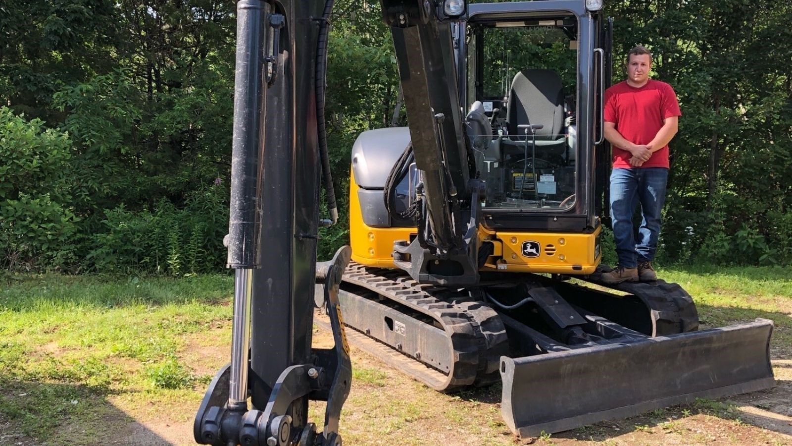 La SADC soutient Alexandre Allard dans la création de l’entreprise A. Allard Excavation
