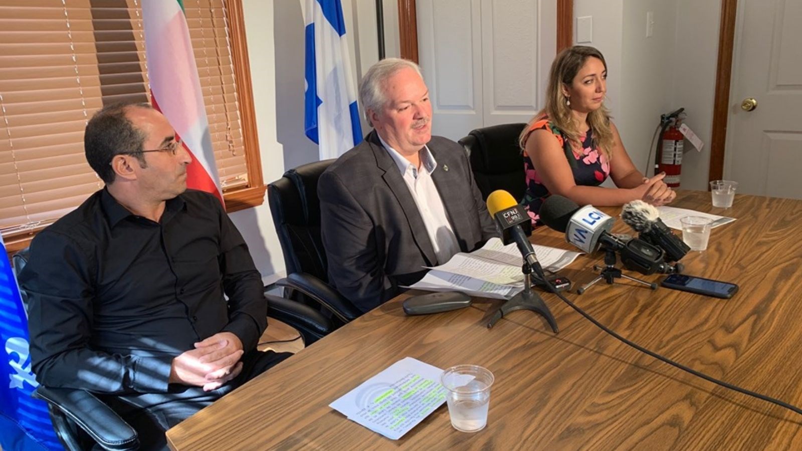 De gauche à droite : Toufik Benhamiche, Luc Thériault et Kahina Bensaadi