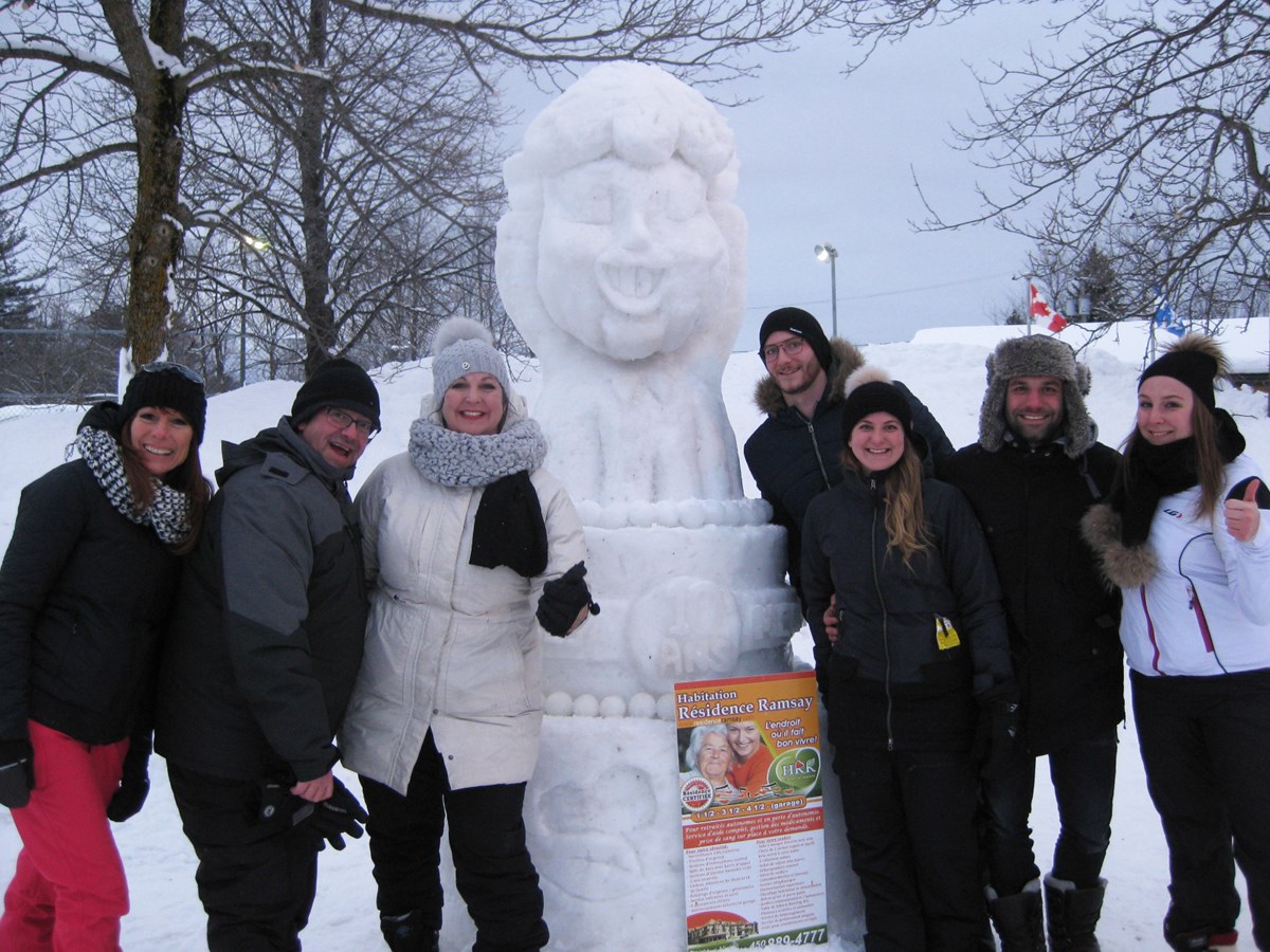 Le concours de sculpture sur neige pour les entreprises est de retour.