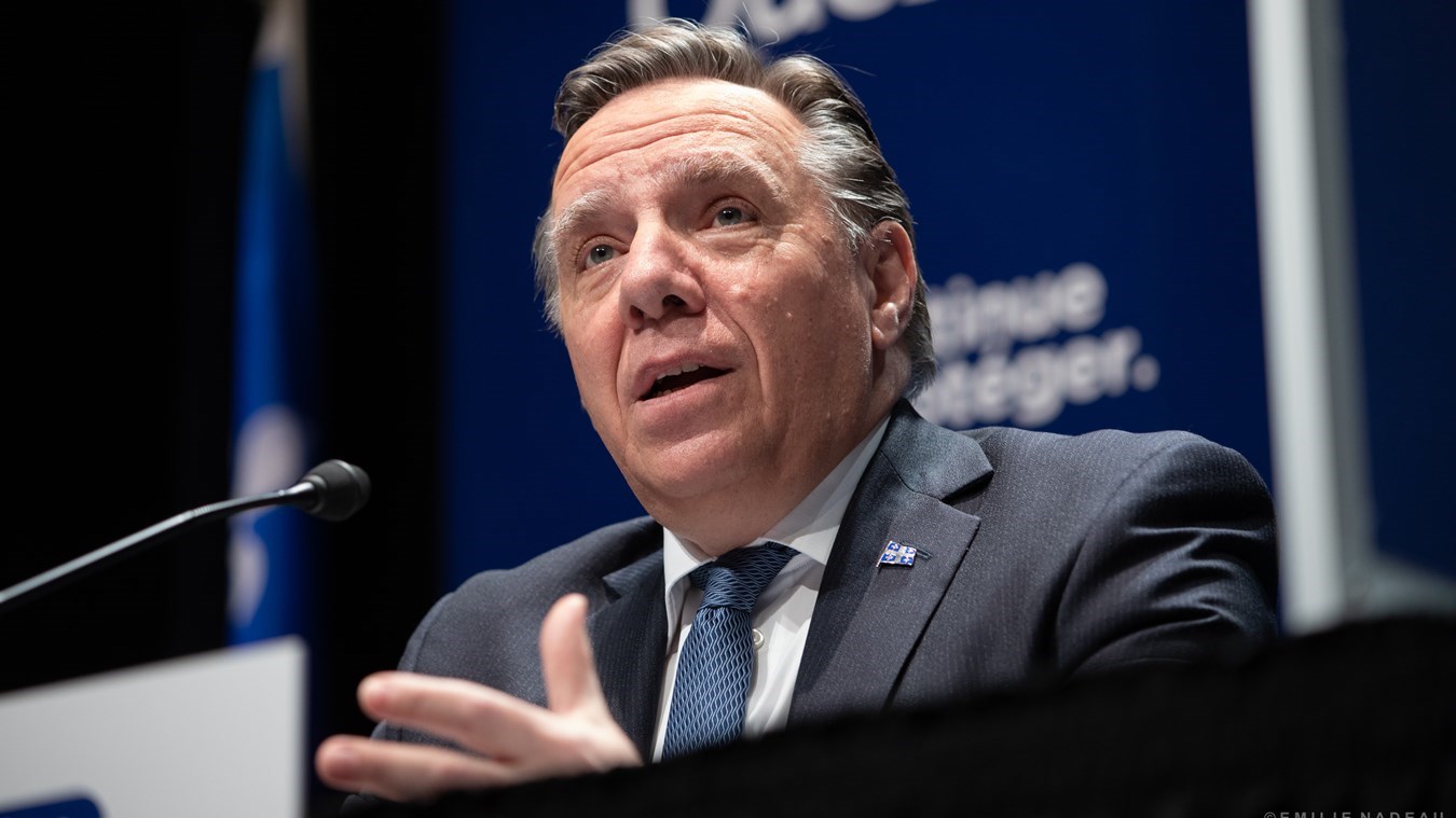 Des efforts à faire d'ici Noël pour pouvoir « ouvrir les vannes », dit Legault