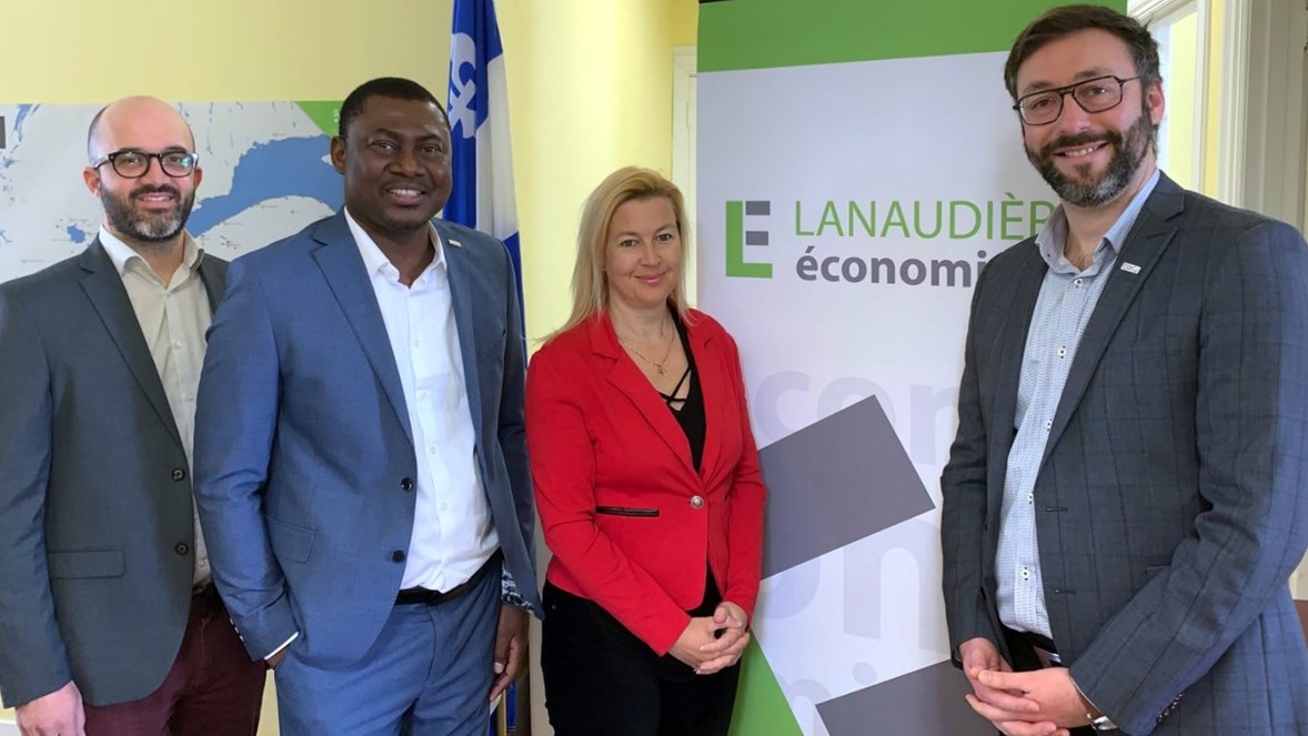 Benjamin Fischer, conseiller à la régionalisation de l'immigration, Lanaudière Économique; Doudou Sow, conseiller stratégique à la régionalisation de la main-d’œuvre immigrante, Lanaudière Économique ; Karine Baribeau, conseillère en immigration régionale pour la région de Lanaudière, Ministère de l’Immigration, de la Francisation et de l’Intégration (MIFI) et Nicolas Framery, président du conseil d’administration de Lanaudière Économique et DG de la corporation de développement économique de la MRC de Joliette (CDÉJ).