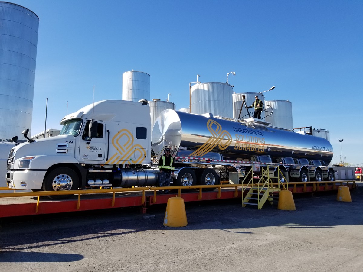 Lanaudière: Les Entreprises Bourget renouvelle sa flotte de camions-citernes