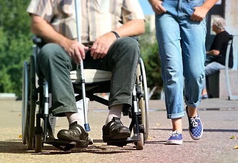 En plus de 600$, un financement de cinq nouveaux projets partout au pays a été développé pour rendre l'accès plus facile aux équipements adaptés.