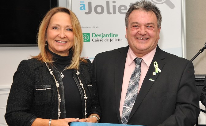 Ginette Mailhot, présidente de la CDÉJ et Alain Bellemare, préfet de la MRC de Joliette et maire de Saint-Paul. (ancienne photo)