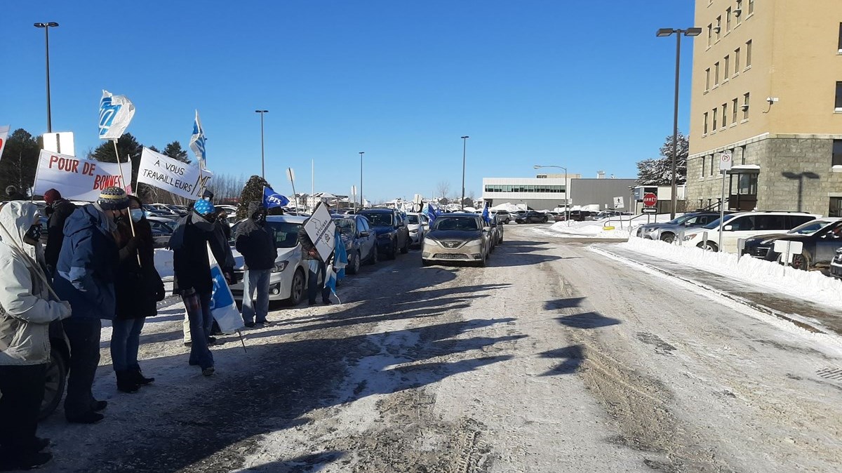 Cortège de reconnaissances pour les travailleurs de la santé