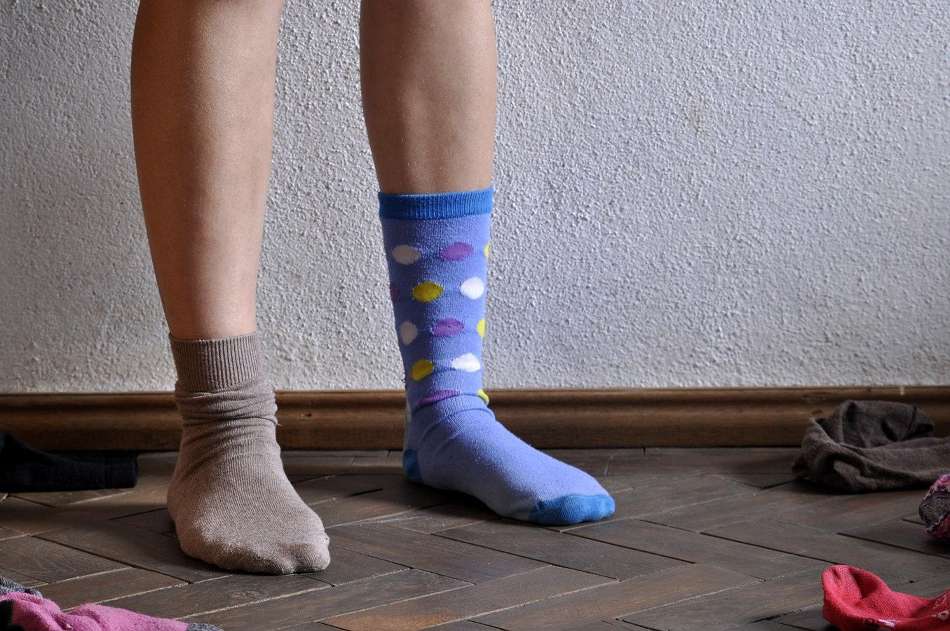 Des chaussettes dépareillées pour la journée mondiale de la Trisomie 21