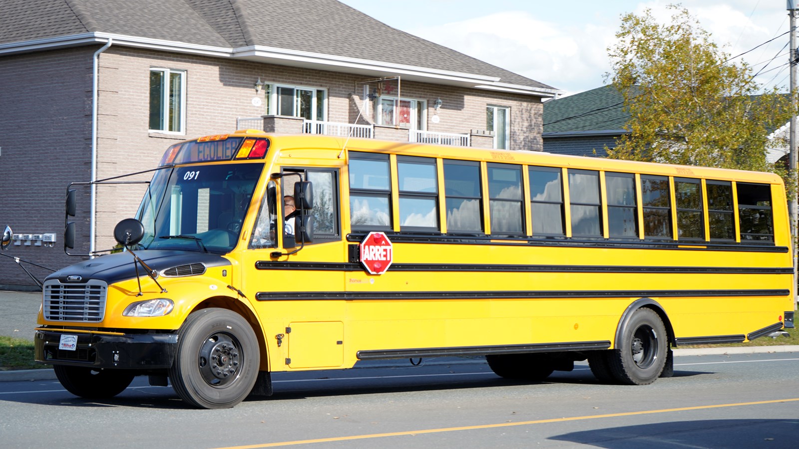 Plus de 250 M$ pour électrifier 65% des autobus scolaires d’ici 2030