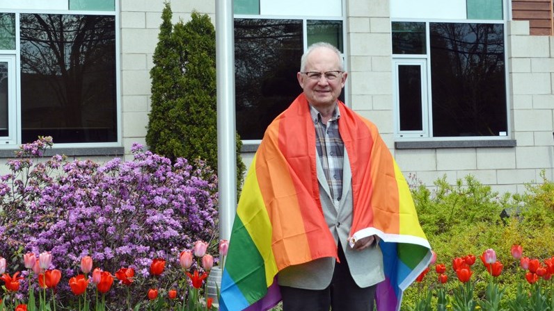 Lutte contre l'homophobie: la Ville de Saint-Charles-Borromée affiche ses couleurs