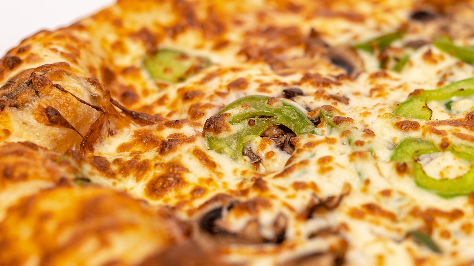 Manger une pizza pour une bonne cause