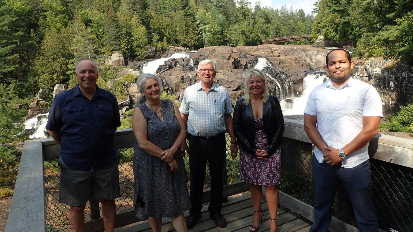 Martin Rondeau, Françoise Boudrias, Hachinou Nassirou, Rodrigue Michaud et Linda Gadoury