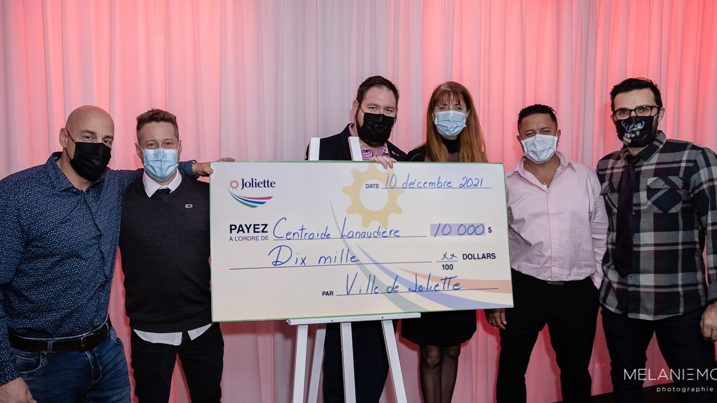 Joliette verse 10 000 $ à Centraide Lanaudière
