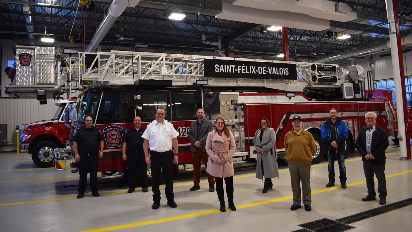Un nouveau camion-échelle pour Saint-Félix-de-Valois