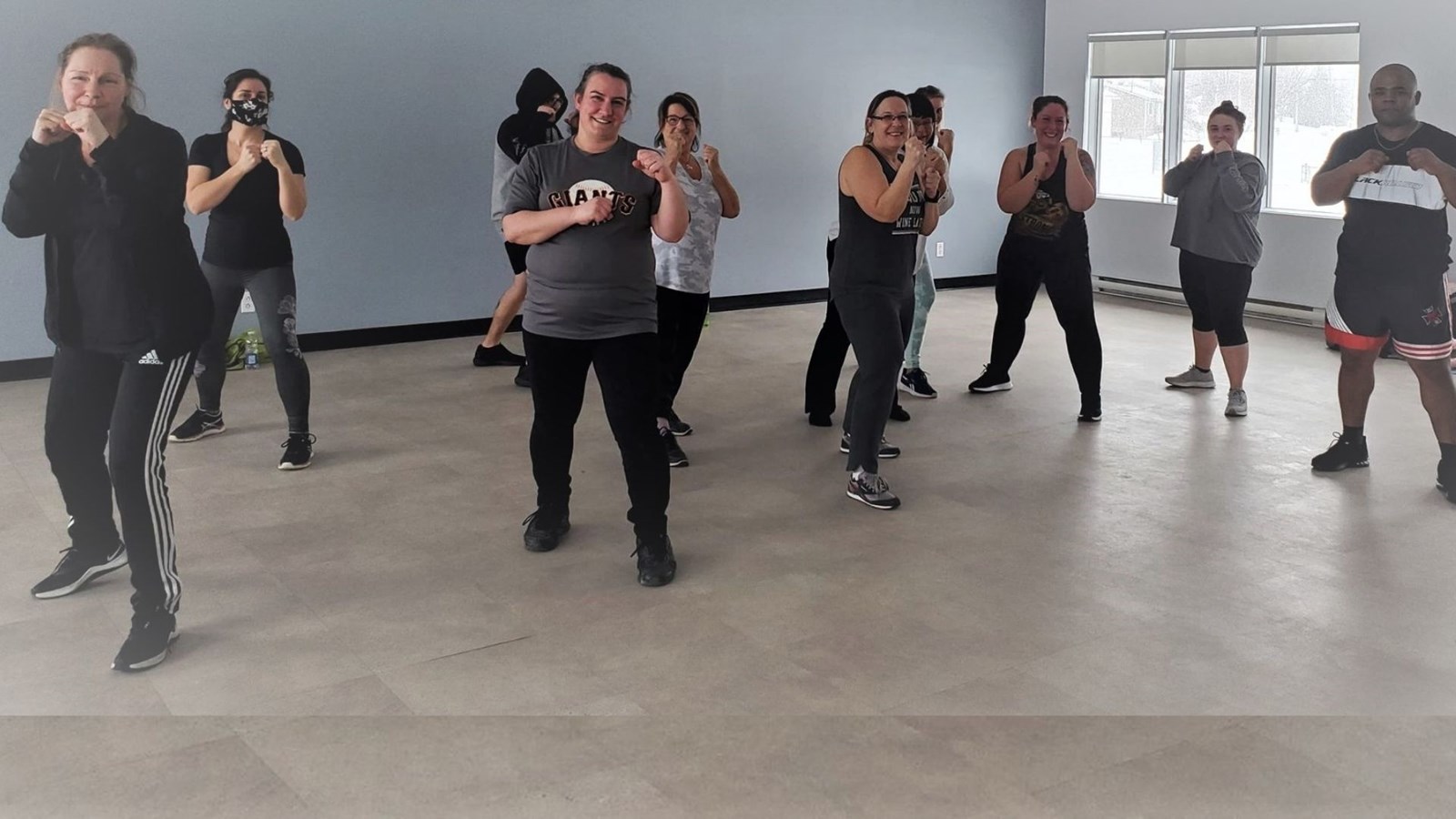 Un Champion Junior de kick-boxing partage son talent à Lavaltrie