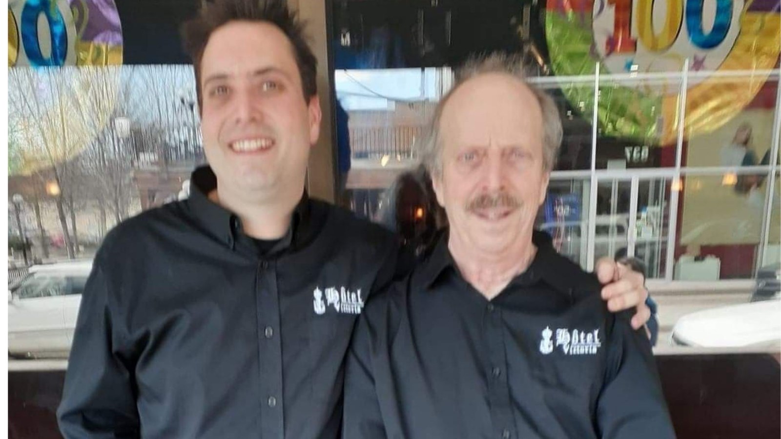 Marc Thibault (à gauche) et son père Louis Thibault (à droite).