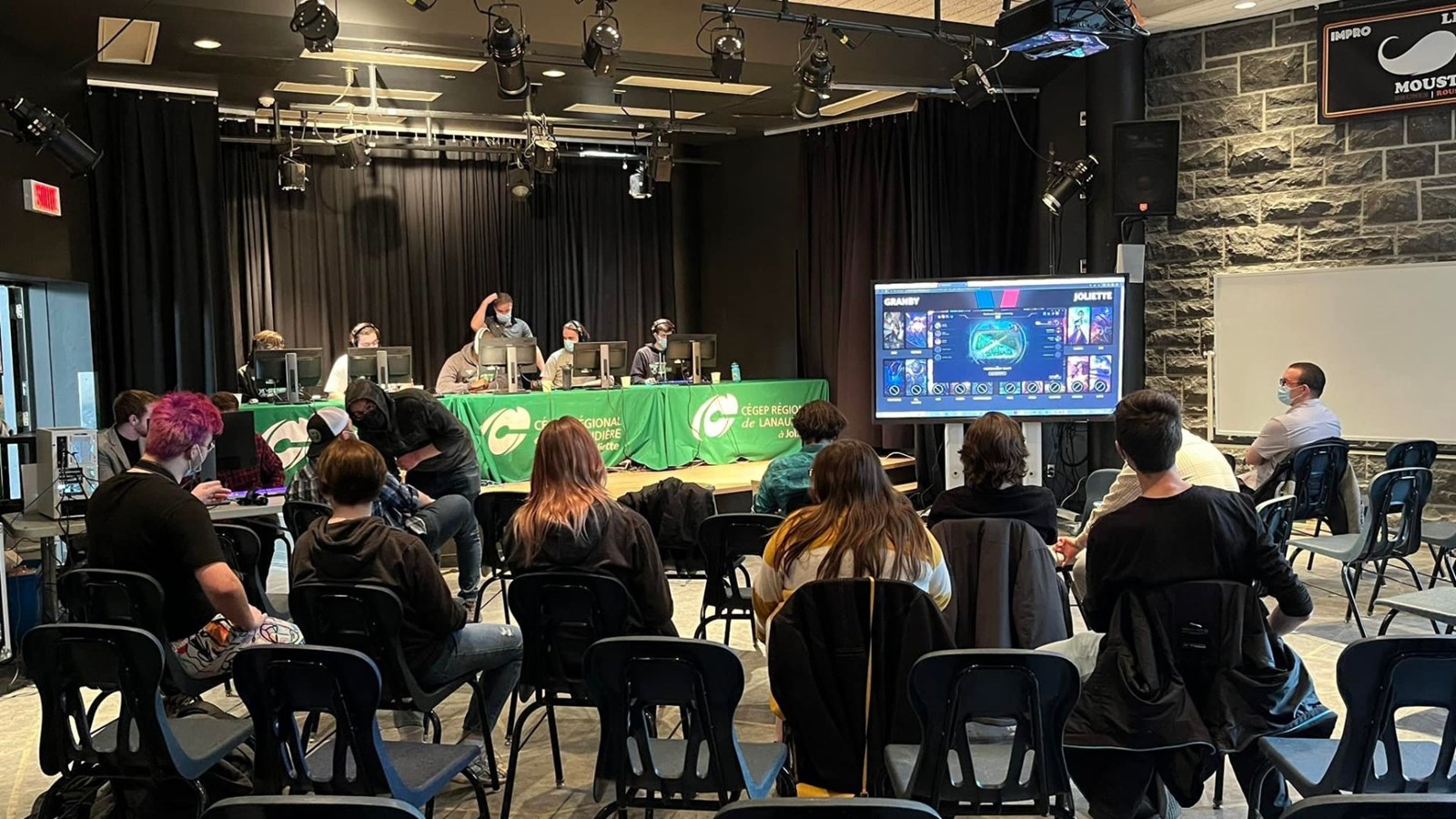Première victoire en esport pour l'équipe TRAD du Cégep à Joliette